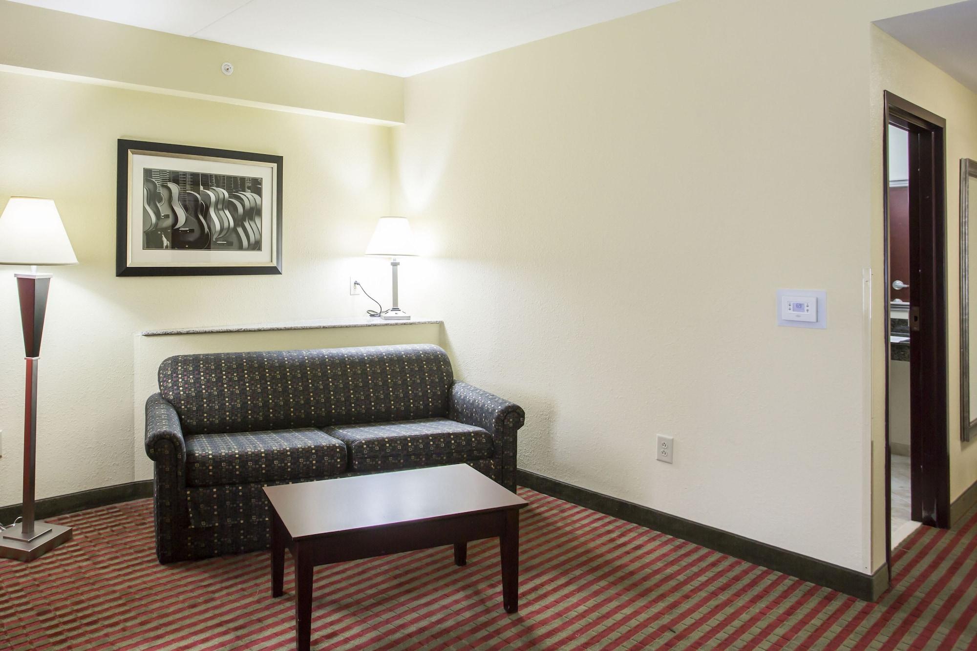 Comfort Suites Mt Juliet-Nashville Area Маунт-Джулиет Экстерьер фото